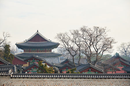 tiled roofs of Korean traditional palace in Seoulのeditorial素材