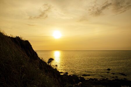 Amazing view of dramatic sunset in Lanta Island, Thailand
の写真素材