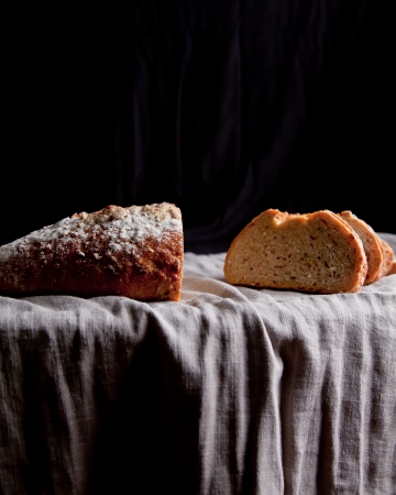 slice french bread in the kitchen table 