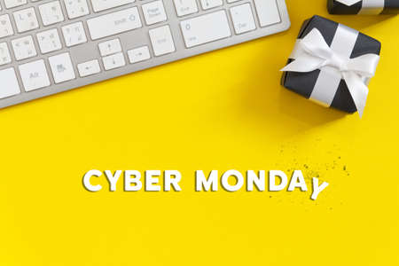 Mock-up online sales day with yellow paper background