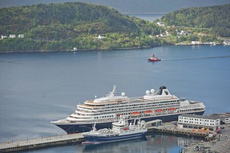 ALESUND, NORWAY - MAY 29, 2017: Cruise ship Prinsendam docked in Alesund in Norwayのeditorial素材