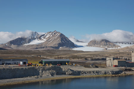 Ny-Alesund, Svalbard, Norway - July 24 2017: The small town of Ny Alesund in Svalbard, a Norwegian archipelago between Norway and North Pole. It's the most northerly civilian settlement in the world.のeditorial素材