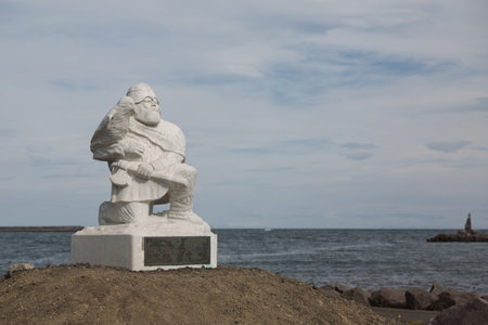 Reykjanesbaer, Iceland - July 30, 2017: A statue of Hrafna-FlÃ³ki Vilgerdarson in Viking World Museum. Viking World consists of five exhibition museums along with a zoo and an outdoor classroom.のeditorial素材