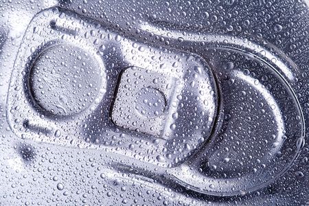 detail of top can with water drops