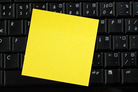 memo paper on laptop