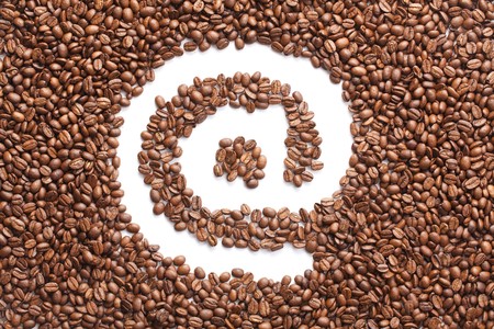 photo shot of email symbol made from coffee beansの写真素材