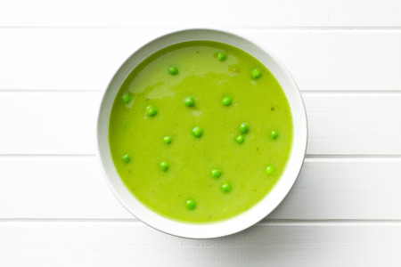 top view of pea soup in plateの写真素材