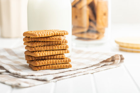Sweet caramel biscuits. Tasty cookies on the checkered napkin.の写真素材