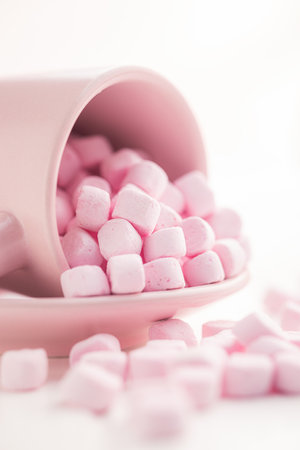 Mini sweet marshmallows candy in the coffee mug.の写真素材