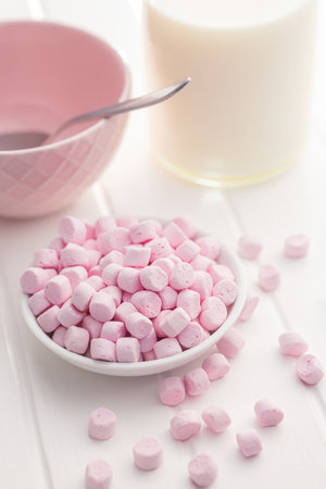 Mini sweet marshmallows candy in the bowl.の写真素材