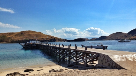 Sebayur Dock - Labuan Bajo Flores - East Nusa Tenggara - Indonesiaの素材
