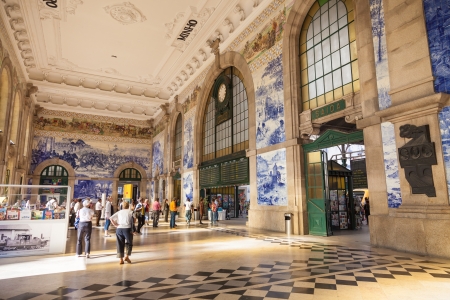 Train station hall of Porto, Portugalのeditorial素材