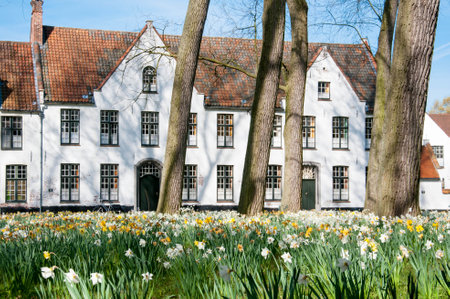 Begijnhof in Bruges, Belgiumのeditorial素材