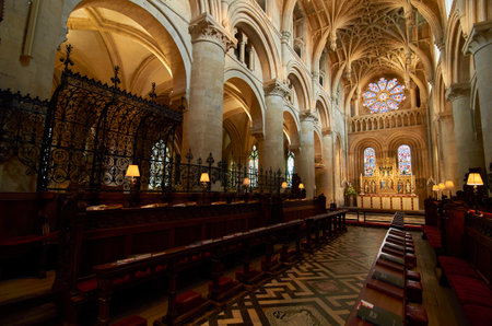 Beautiful 	Romanesque, Gothic Style Interior Of Christ Church Cathedral, Oxford,のeditorial素材