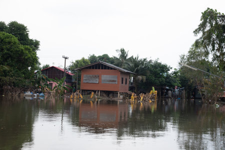 UBON RATCHATHANI, THAILAND- SEPTEMBER 22 : House Damaged By Flood On September 22, 2019 In Warin Chumrab District Ubon Ratchathani Province, Thailandのeditorial素材