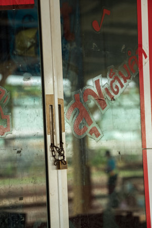 UBON RATCHATHANI, THAILAND - 5 MAY 2020 : Food Shop In Ubon Ratchathani Train Station Closed In During Covid19 Period. No Train And Shop Service On May 5, 2020 In Ubon Ratchathani, THAILANDのeditorial素材