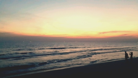 Love at the sunset beachの素材