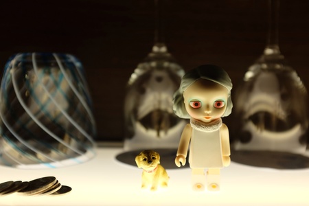 Toy in the darkの素材