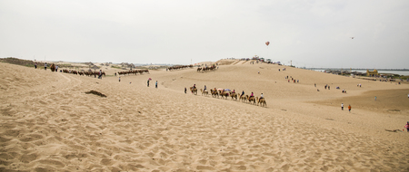 Ningxia Shahu Nature Tourist Area, Ningxia Sand Lakeのeditorial素材