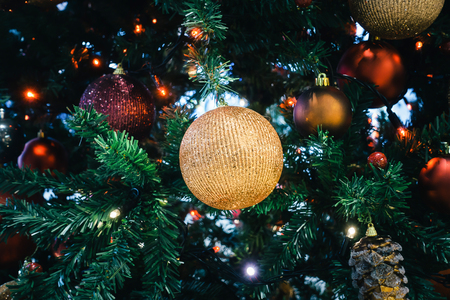 New Year background. Christmas background. Christmas tree and Christmas decorations. Christmas background - Imageの写真素材