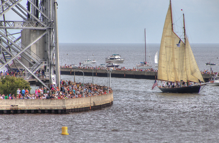 Tall Ships visits Duluth, Minnesota every three Yearsのeditorial素材