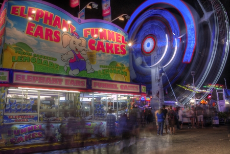 The Minnesota State fair is the largest gathering in Minnesota and millions of people attend during the two weed period.のeditorial素材