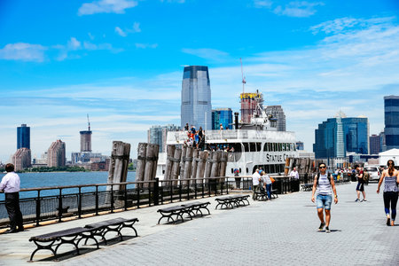 Scenic view of Battery Park and New Jerseyのeditorial素材