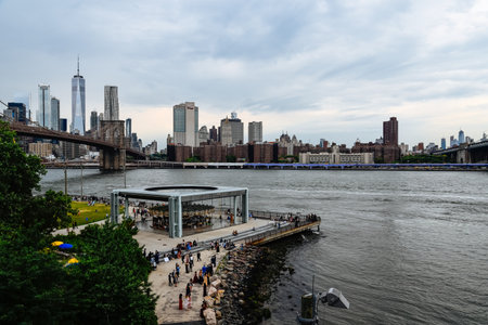 Skyline of New York City from Brooklynのeditorial素材