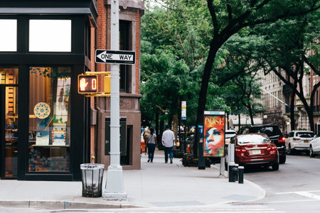 Madison Avenue in Upper East Side of Manhattanのeditorial素材
