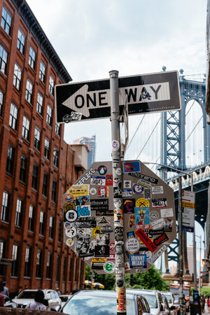Iconic view of Manhattan Bridge from Brooklynのeditorial素材