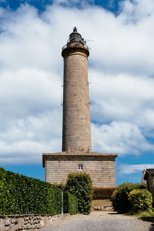Lighthouse of the Island of Batz against skyのeditorial素材