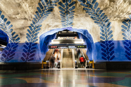 T-Centralen Stockholm underground metro station. Blue lineのeditorial素材
