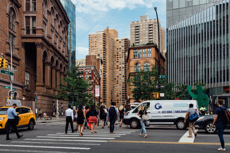 People crossing street in East Village in New Yorkのeditorial素材
