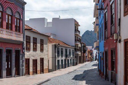 Shopping street with stores and restaurants in the old town of Santa Cruz de La Palmaのeditorial素材