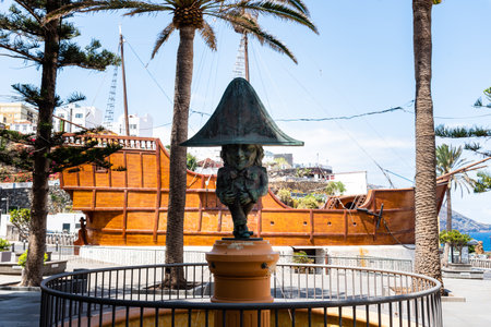 Famous statue of a dwarf in Santa Cruz de la Palmaのeditorial素材