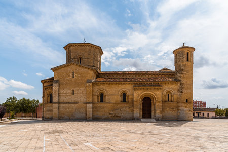 Romanesque church of San Martin of Fromista in Palencia, Spain. Exterior Viewの写真素材