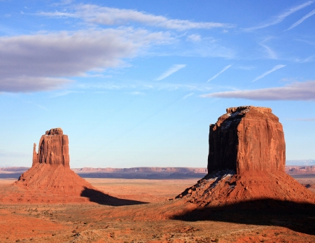 monument valley, ut - red rock formationsの写真素材