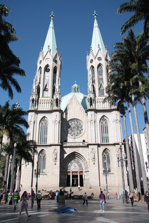 People at Se Cathedral square in Sao Paulo, Brazil - 07 08 2013のeditorial素材