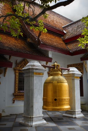 Golden ande Big Bell  Doi Suithep, Chiang Mai, Tahilandiaのeditorial素材