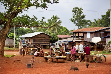 Laotian villages, markets are mounted near roadsのeditorial素材