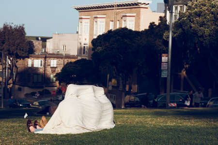 San Francisco, CA, USA-June 21, 2017One of the attractions of the city of San Francisco and the Alamo Square neighborhood are the "Painted Ladies", a series of Victorian houses located in 1709 on Broderick street. They are very famous when they appear in のeditorial素材