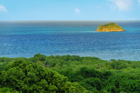 Small Caribbean island as seen from San Andres y Providencia, Colombiaの写真素材