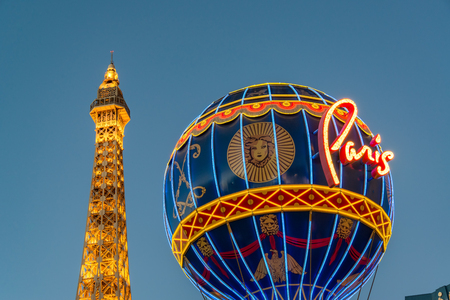 LAS VEGAS, SEPTEMBER 17: View of the Eiffel Tower and Paris balloon in Las Vegas on September 17, 2015のeditorial素材