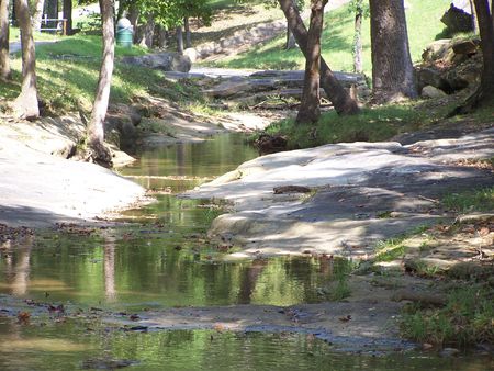 Brook at a roadside park in Missouriの写真素材