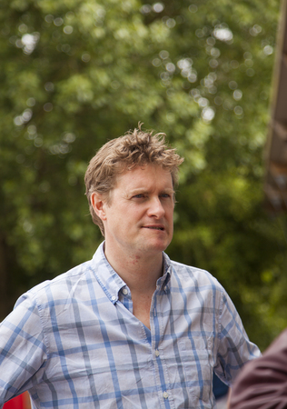 Etruria Canals Festival , Stoke On Trent, England, UK - Saturday 4th June 2016 Tristram Hunt Labour MP and Shadow Minister for Education talking to camera woman at the Etruria Canals Festival. This year the free fun packed 2 day festival will celebrate thのeditorial素材
