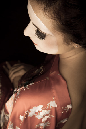 An image of a Japanese Geishaのeditorial素材