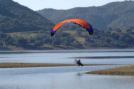 Puebla de los Intantes (Seville) 5th Febrary 2012.- Concentration of motorgliders : flying just over the water 6のeditorial素材