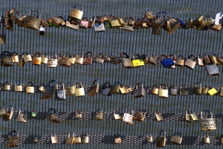 Paris, France, 17 July.- Padlocks at Pont des Arts 13のeditorial素材