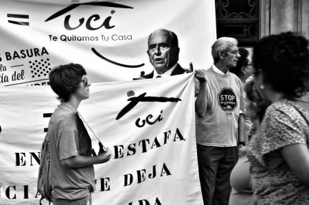 Sevilla  6th September 2013  Protest in front of a bank 4のeditorial素材
