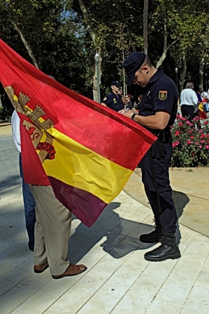 Sevilla, Spain  12th October 2013  Republican concentration 39  Control by the policeのeditorial素材